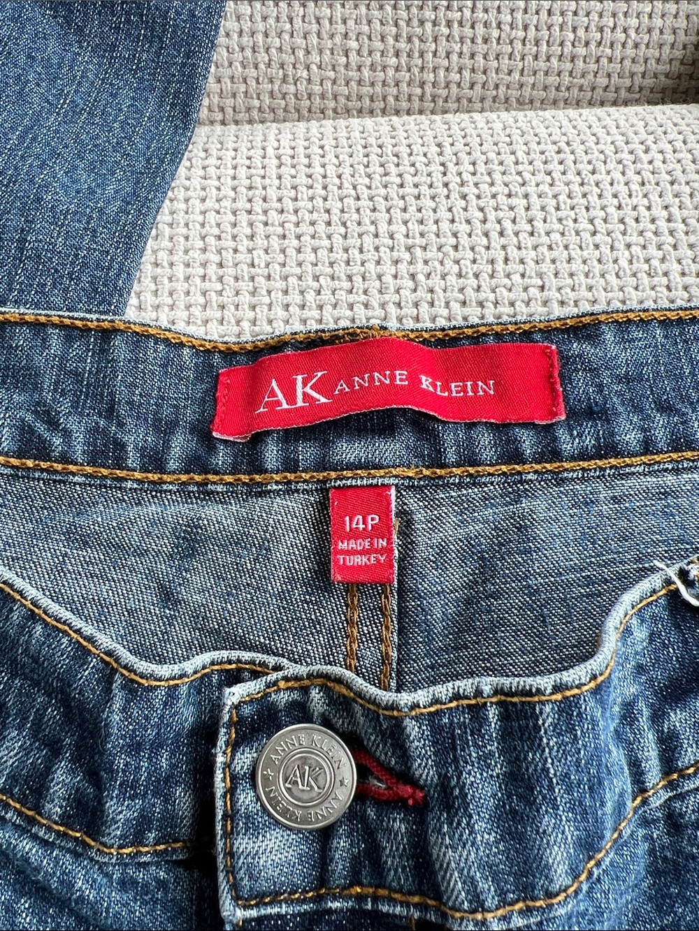 Anne Klein Denim Jeans with Red Logo Tag